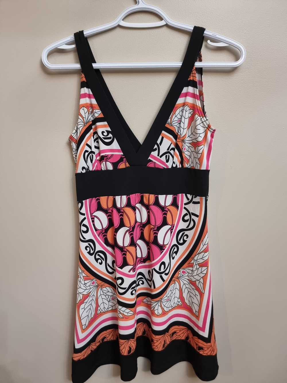 Y2K Suzy Shier Sleeveless V-Neck Tank in Pink, Orange & Black